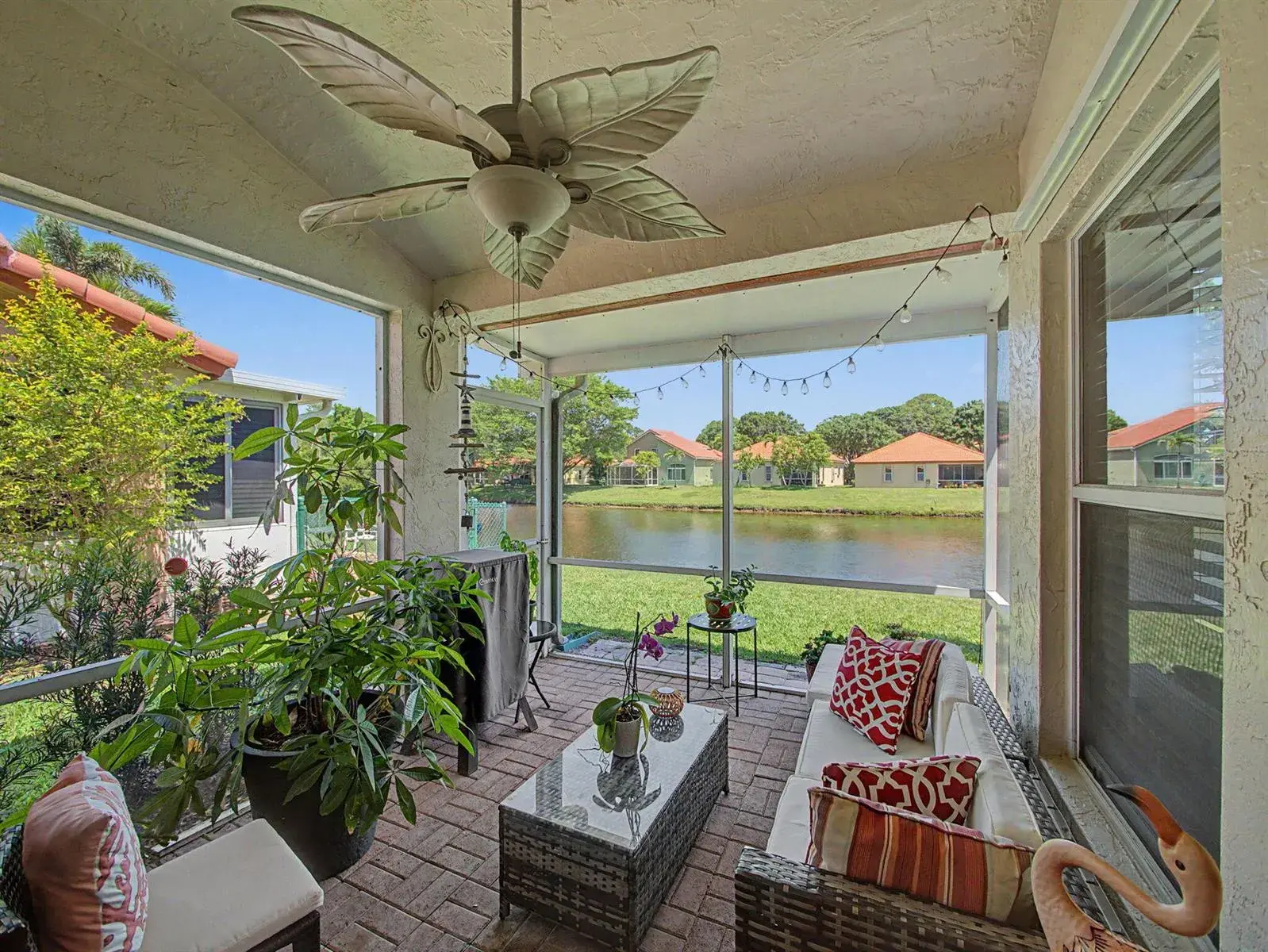 1019 Via Jardin, Riviera Beach FL 33418