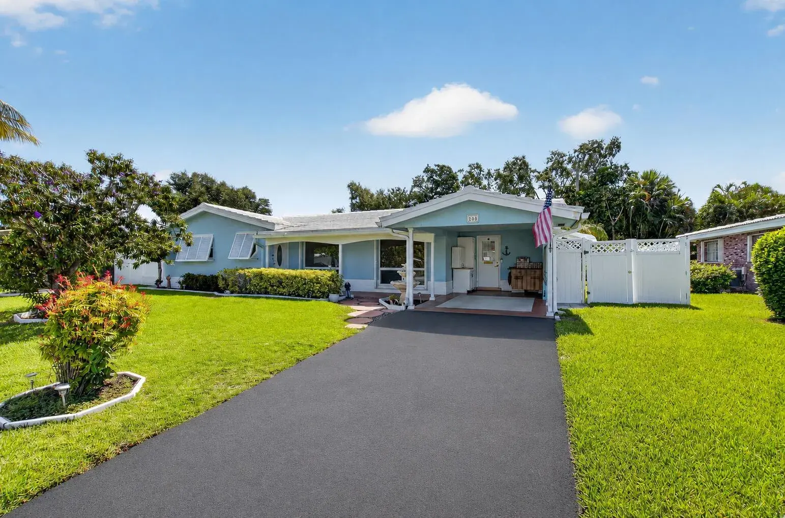 200 SW 7th Avenue, Boca Raton FL 33486