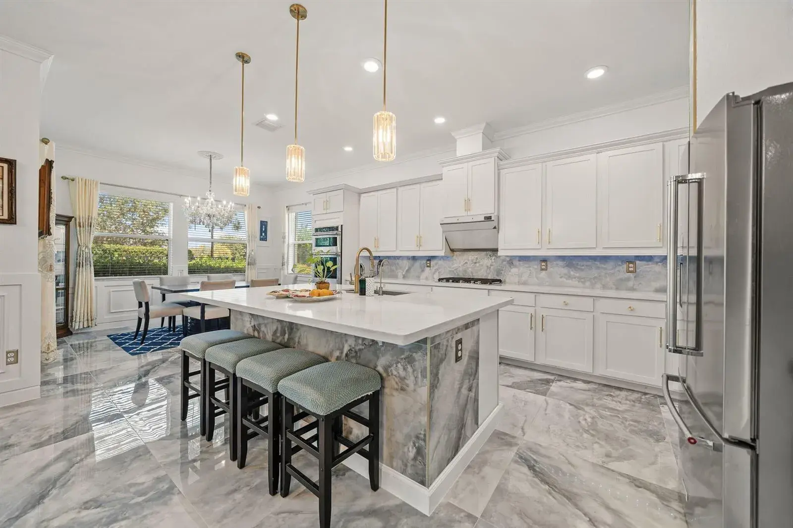 984 Sterling Pine Place, Loxahatchee FL 33470