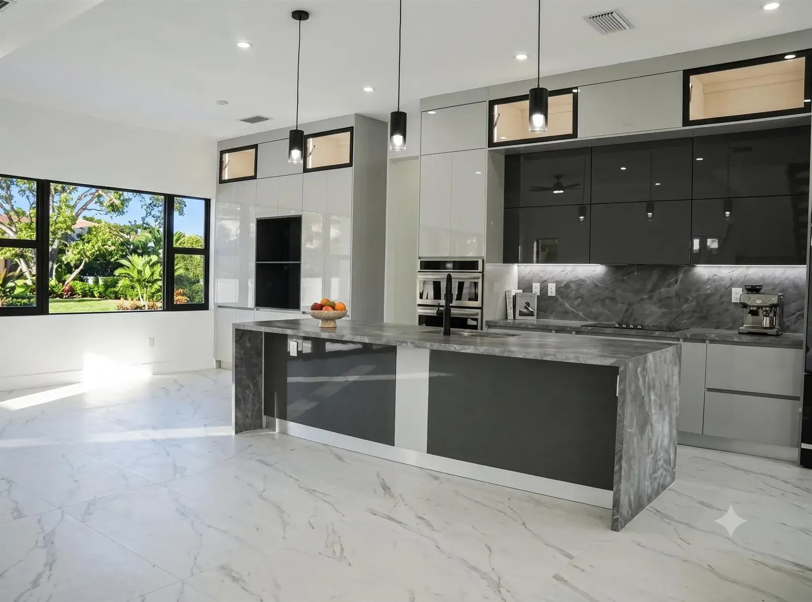13044 DAVIE OAKS Drive, Davie FL 33325
