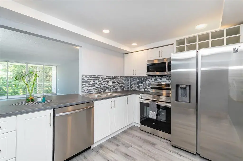 1101 NE 191ST Street # H301, Miami FL 33179