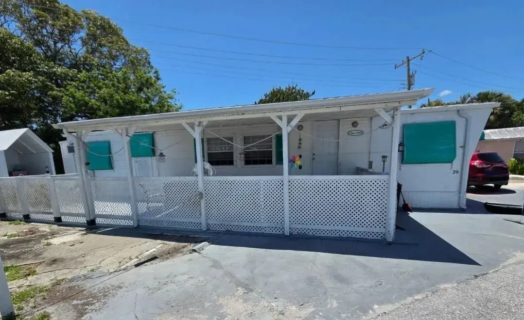 2 bedroom 1 bath Residential for sale at 29 Pine Ridge Drive, Riviera Beach FL 33404