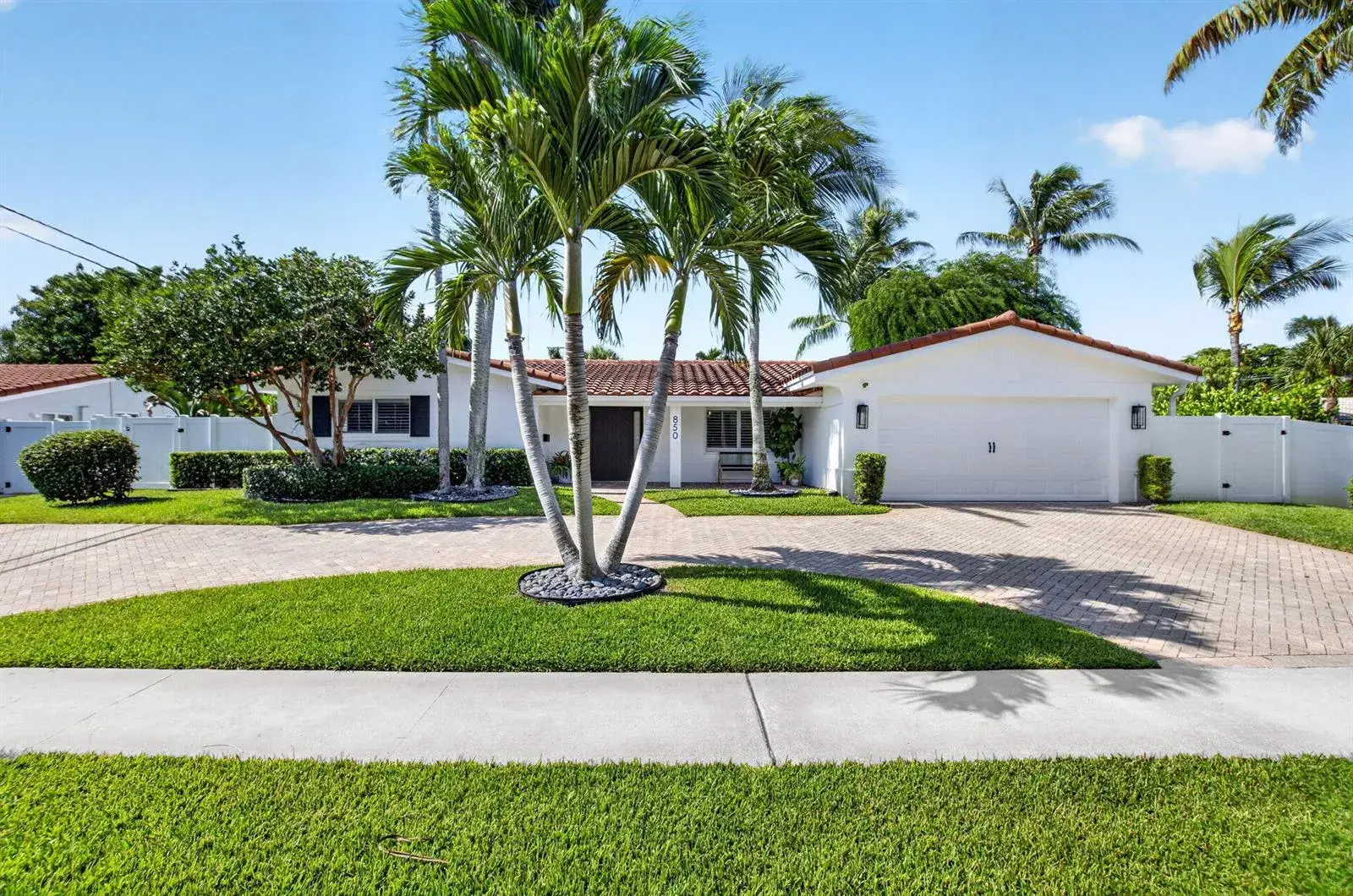 4 bedroom 3 bath Residential for sale at 850 SW 4th Street, Boca Raton FL 33486