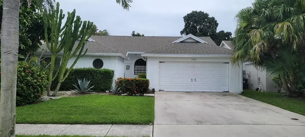 4 bedroom 2 bath Residential Lease for rent at 13025 MEADOWBREEZE Drive, Wellington FL 33414