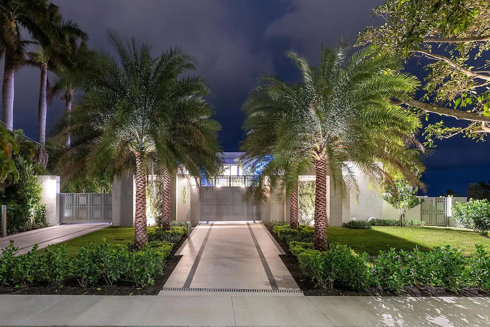 3030 WASHINGTON Road, West Palm Beach FL 33405
