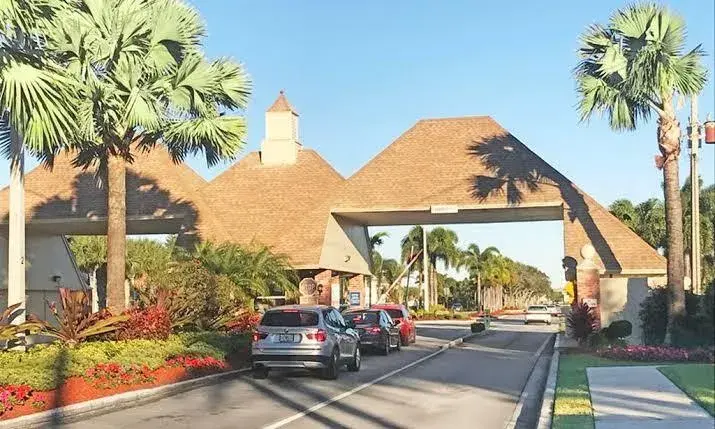 266 Brighton G, Boca Raton FL 33434