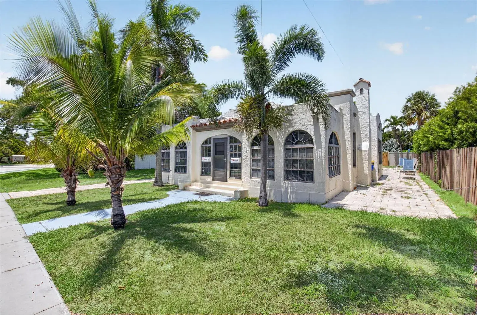 806 NE 2nd Avenue, Delray Beach FL 33444