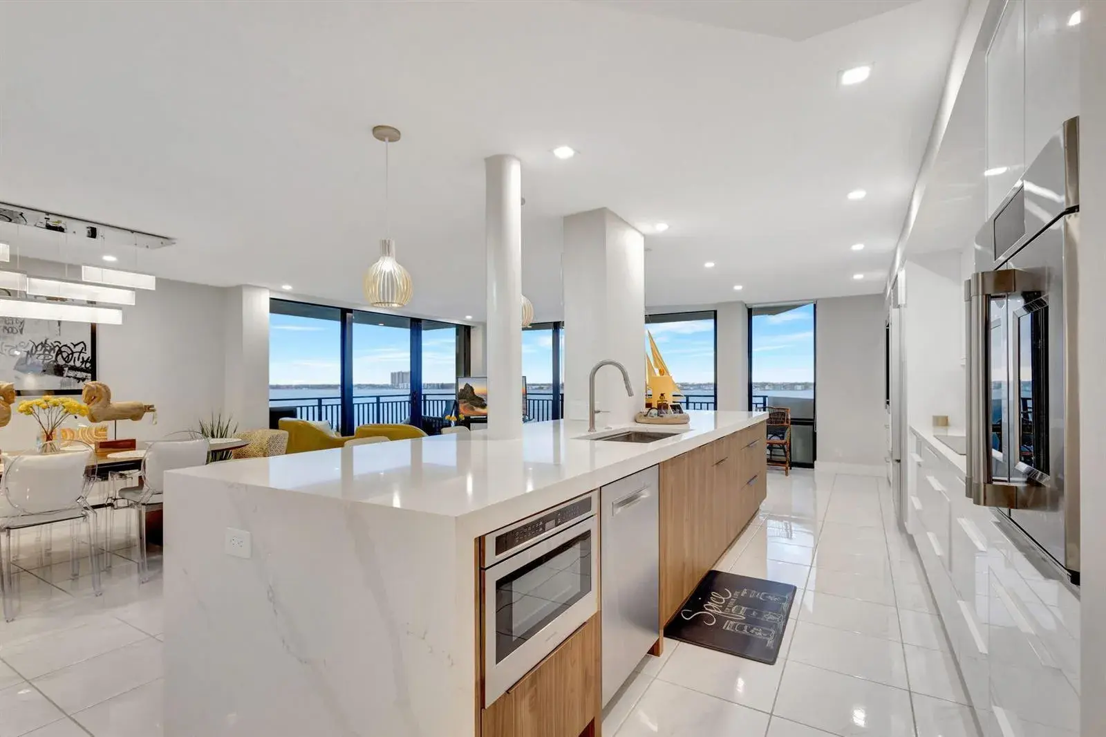 5460 N Ocean Drive # C, Singer Island FL 33404 photo 2