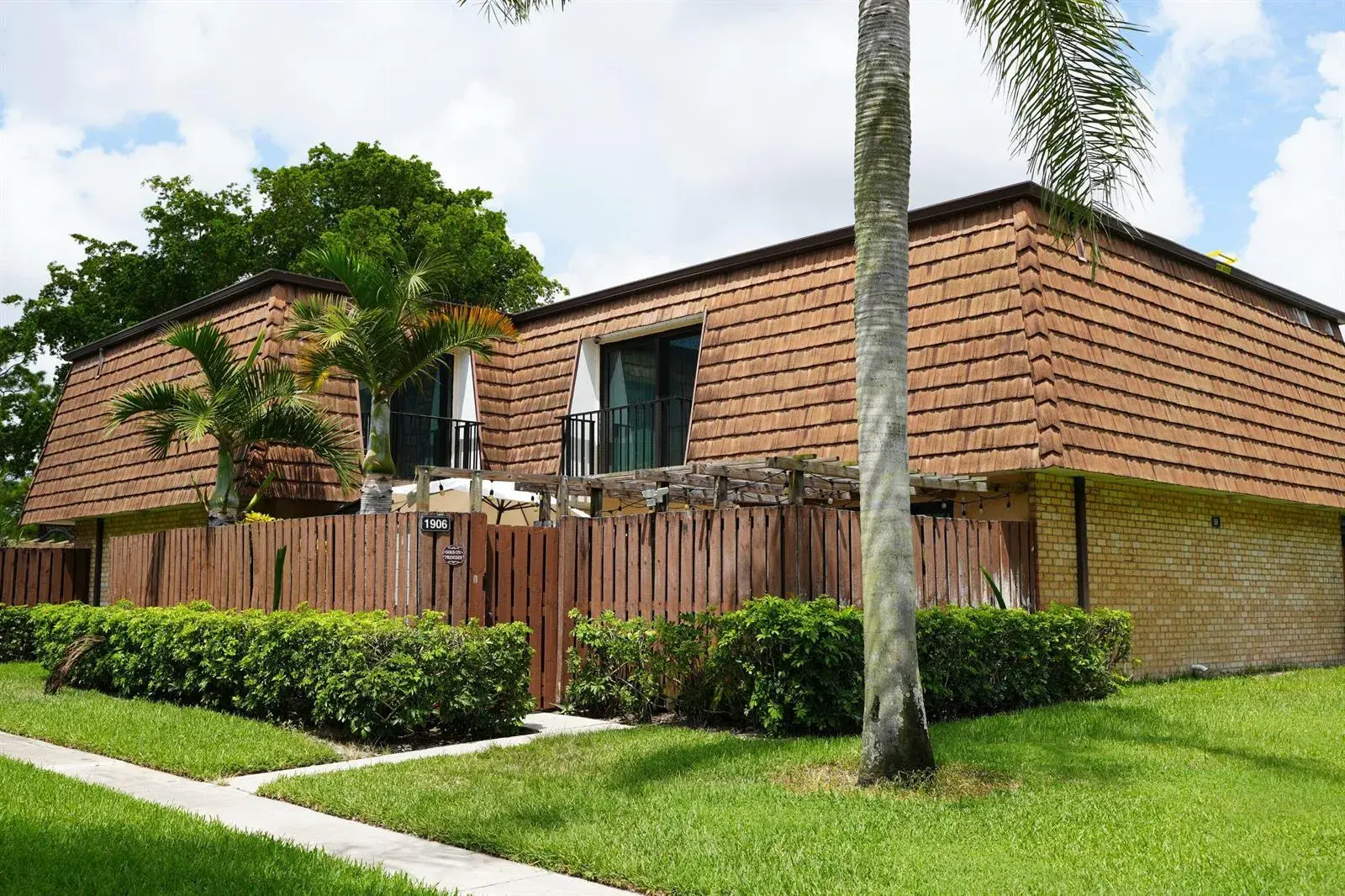 1905 19th Lane, FL 33463