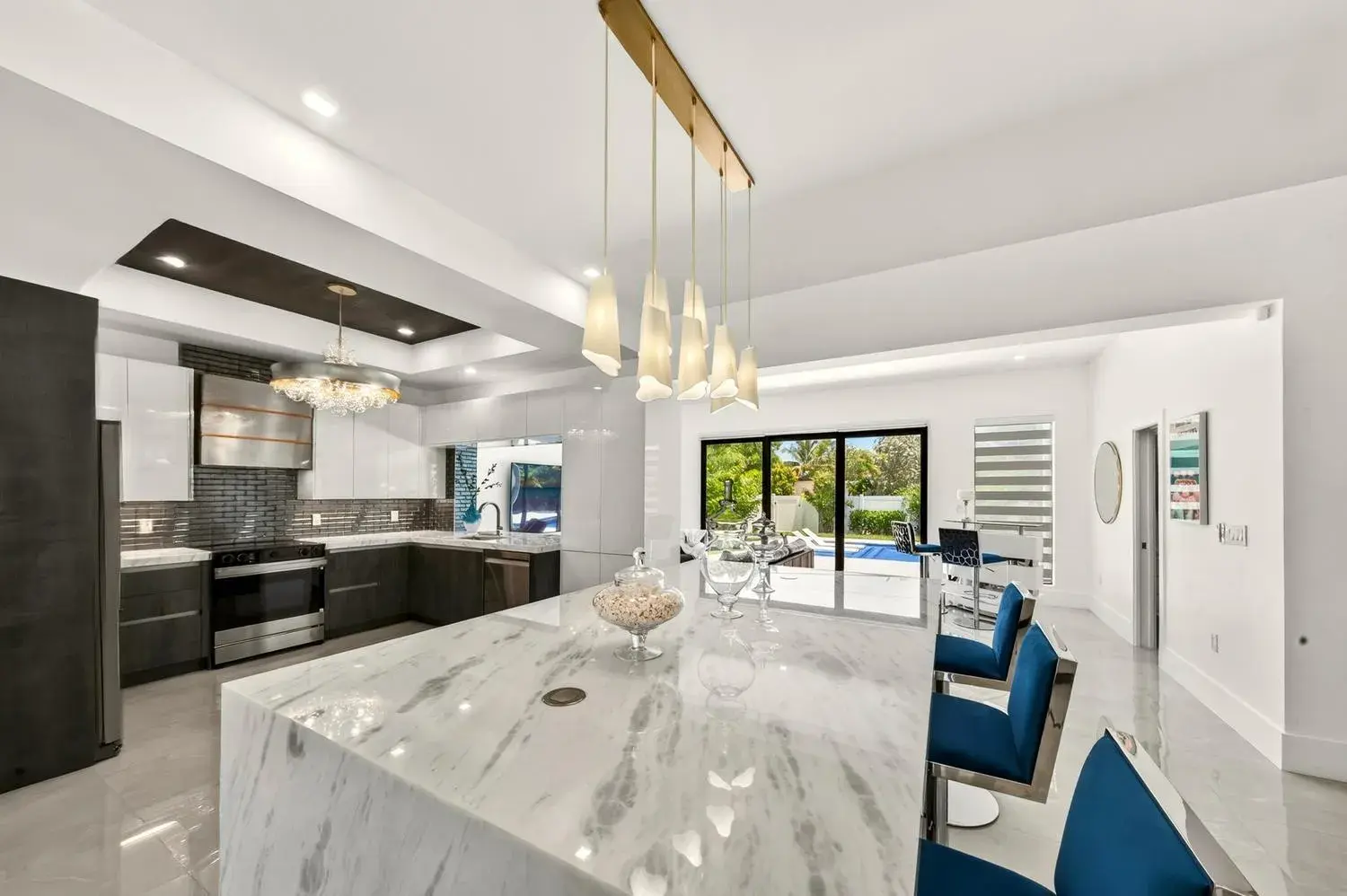 3933 Washington Street, Hollywood FL 33021