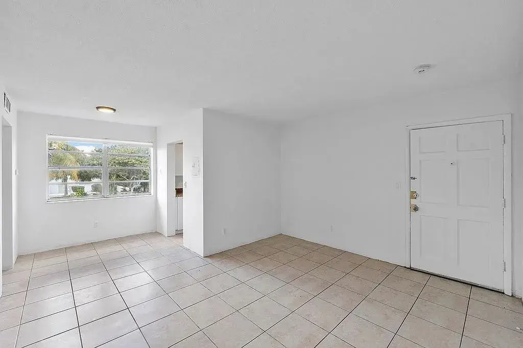 14950 N Miami Avenue # 6, Miami FL 33168