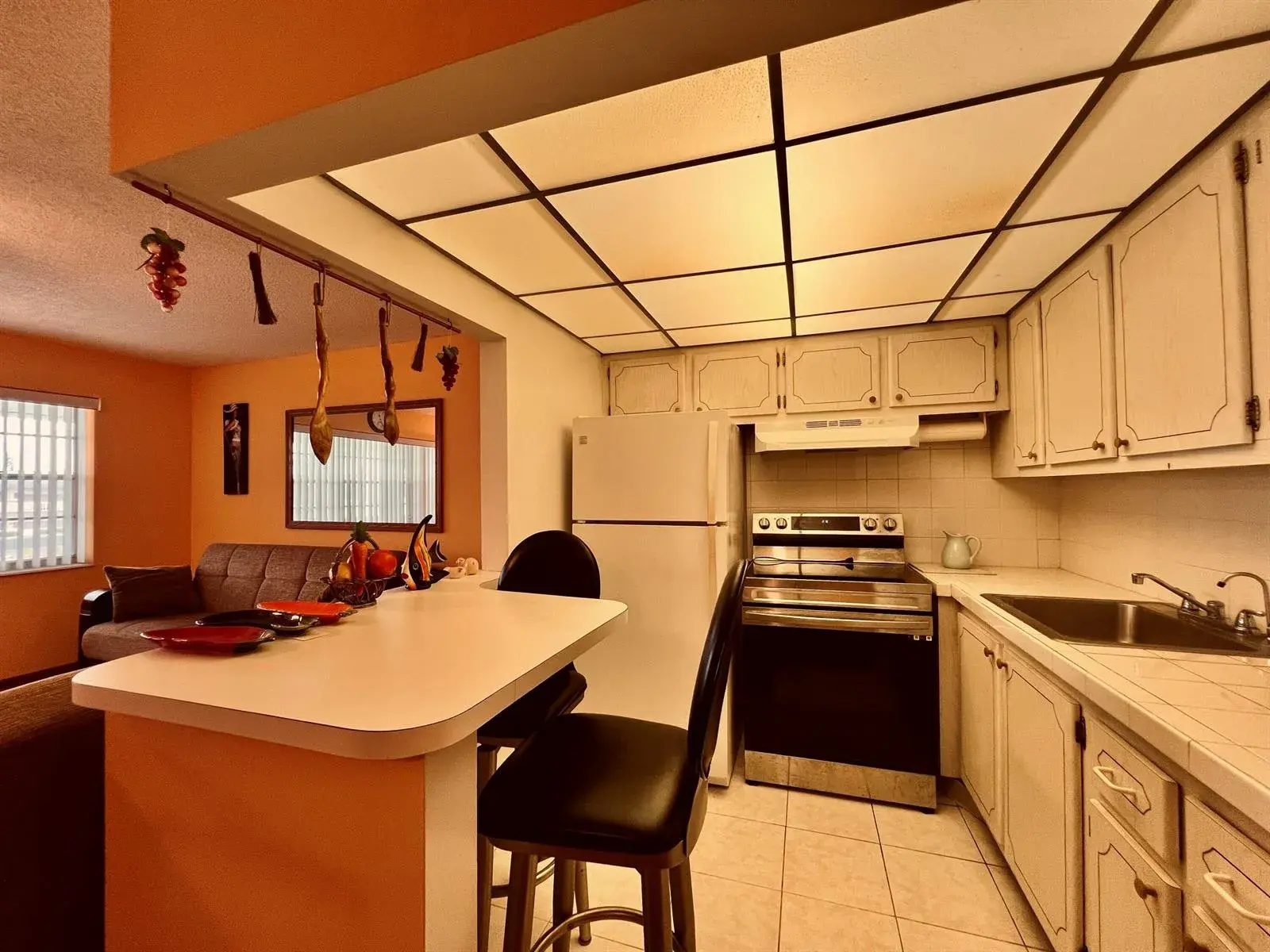 131 Camden F, West Palm Beach FL 33417 photo 3