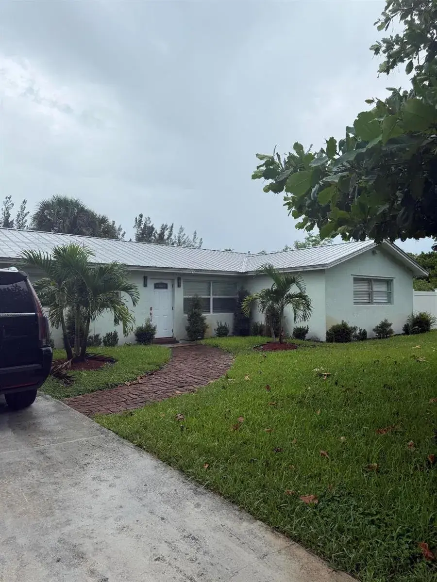 6739 Patricia Drive, West Palm Beach FL 33413