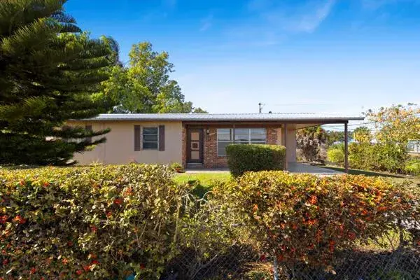 3 bedroom 1 bath Residential for sale at 110 SW 12TH Avenue, South Bay FL 33493