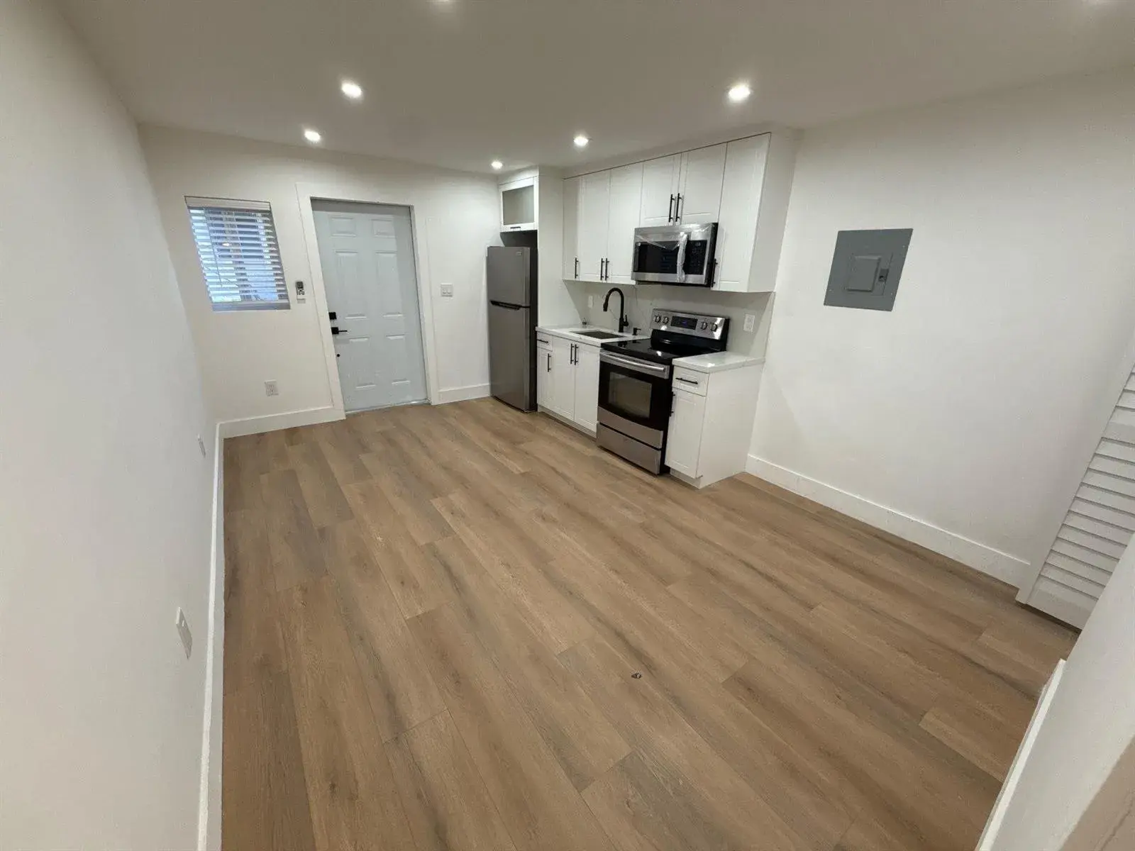 1282 NW 35TH Street # 06, Miami FL 33142