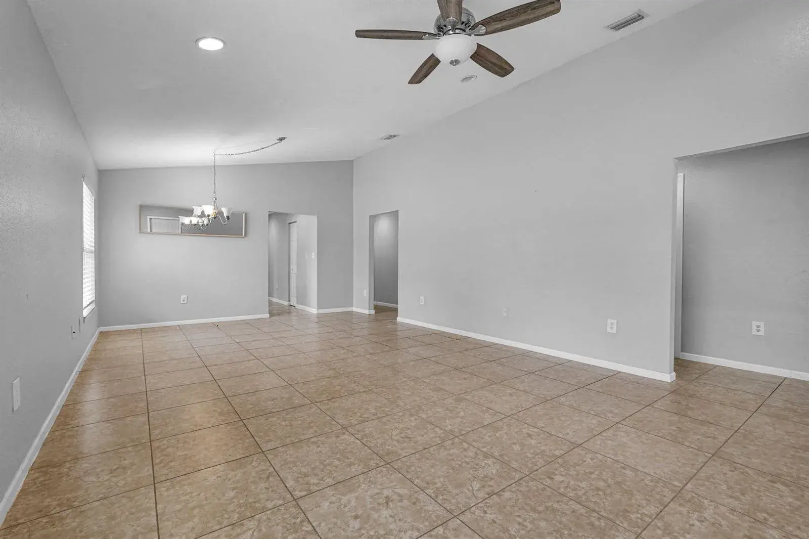 520 N SOUTHRIDGE Road N, Delray Beach FL 33444