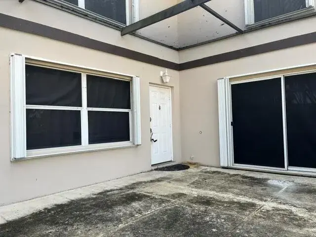 11 AMHERST Court # D, Royal Palm Beach FL 33411