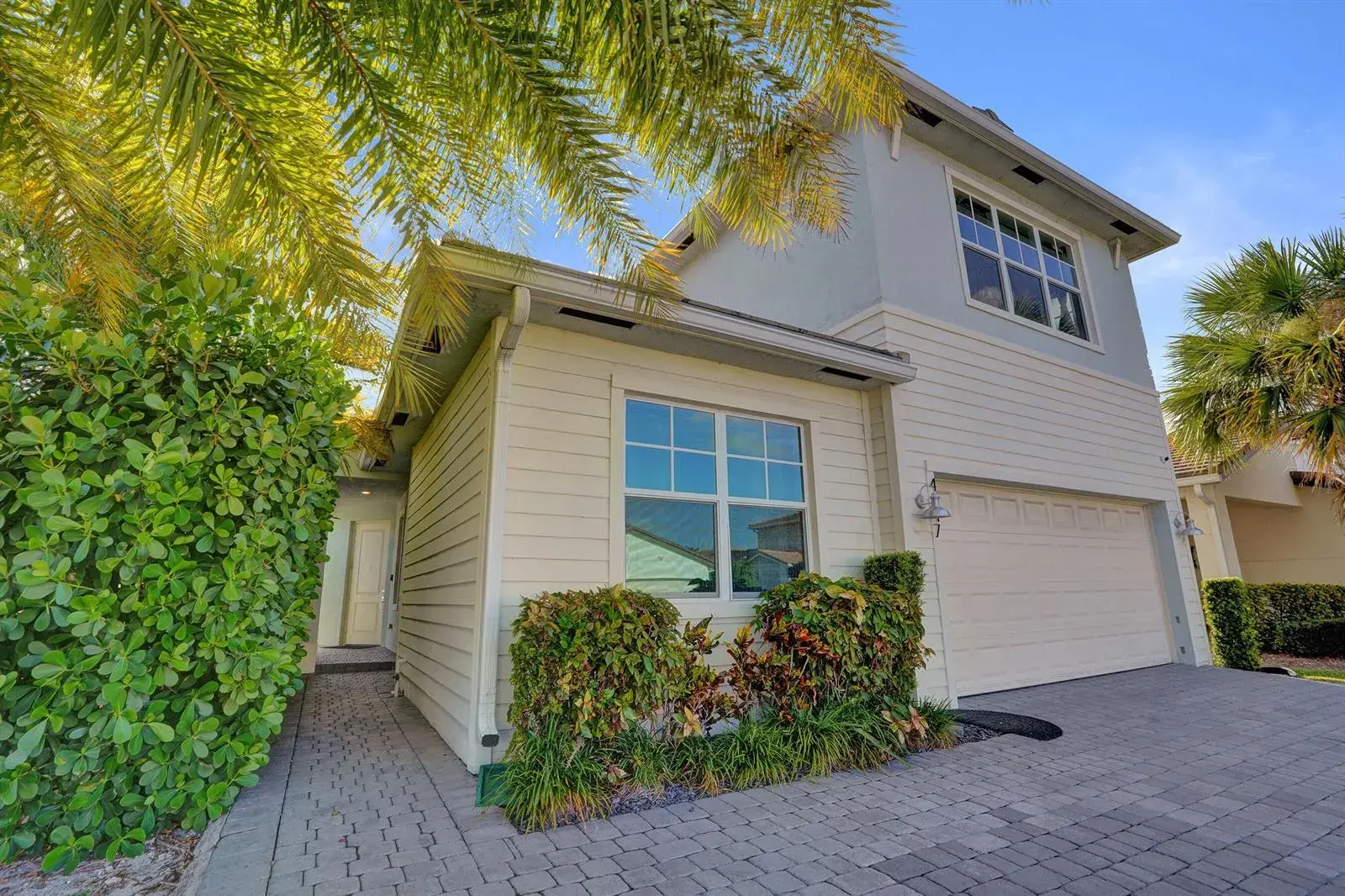 4 bedroom 3 bath Residential for sale at 4147 ROSA Drive, Deerfield Beach FL 33064