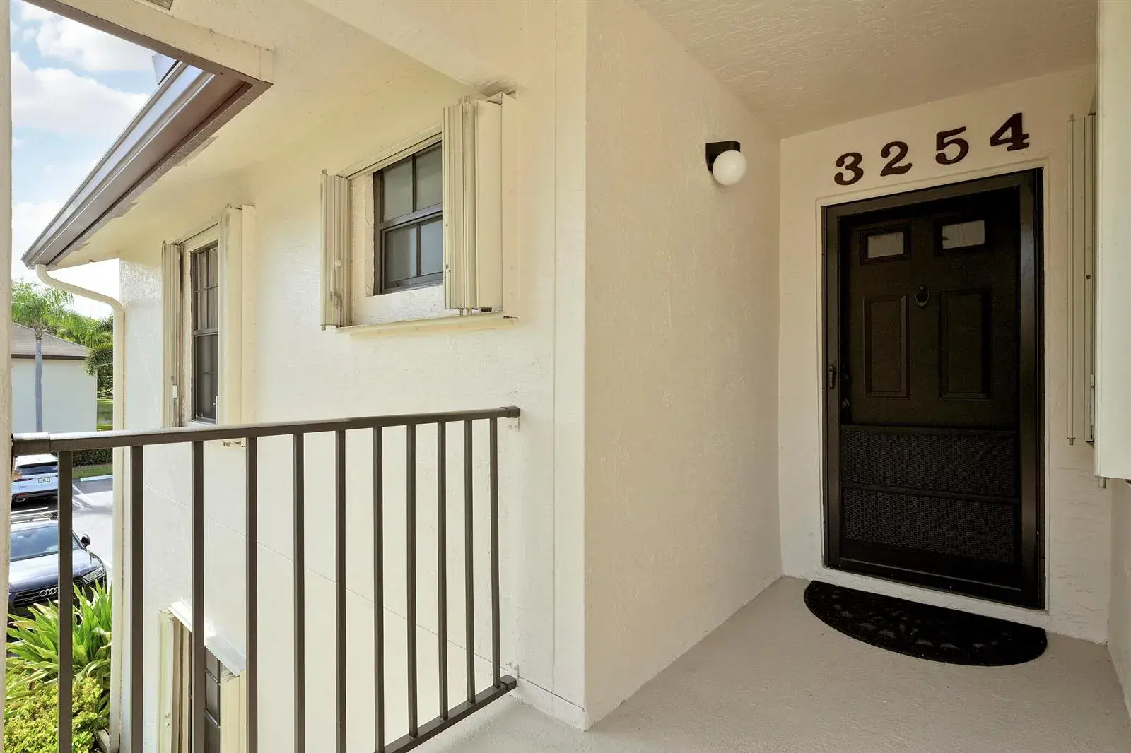 3254 Jog Park Drive, FL 33467