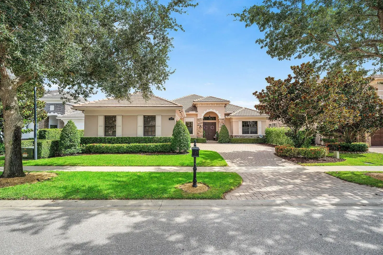 4 bedroom 4 bath Residential for sale at 9277 Equus Circle, Boynton Beach FL 33472