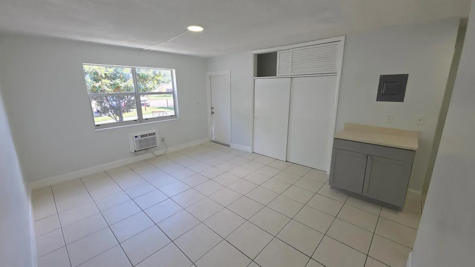 7311 VENETIAN Street # 6, Miramar FL 33023