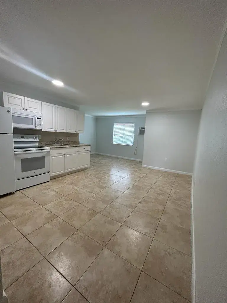1119 NW 6TH Avenue # 4, Pompano Beach FL 33060