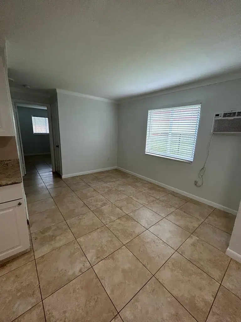 1119 NW 6TH Avenue # 4, Pompano Beach FL 33060