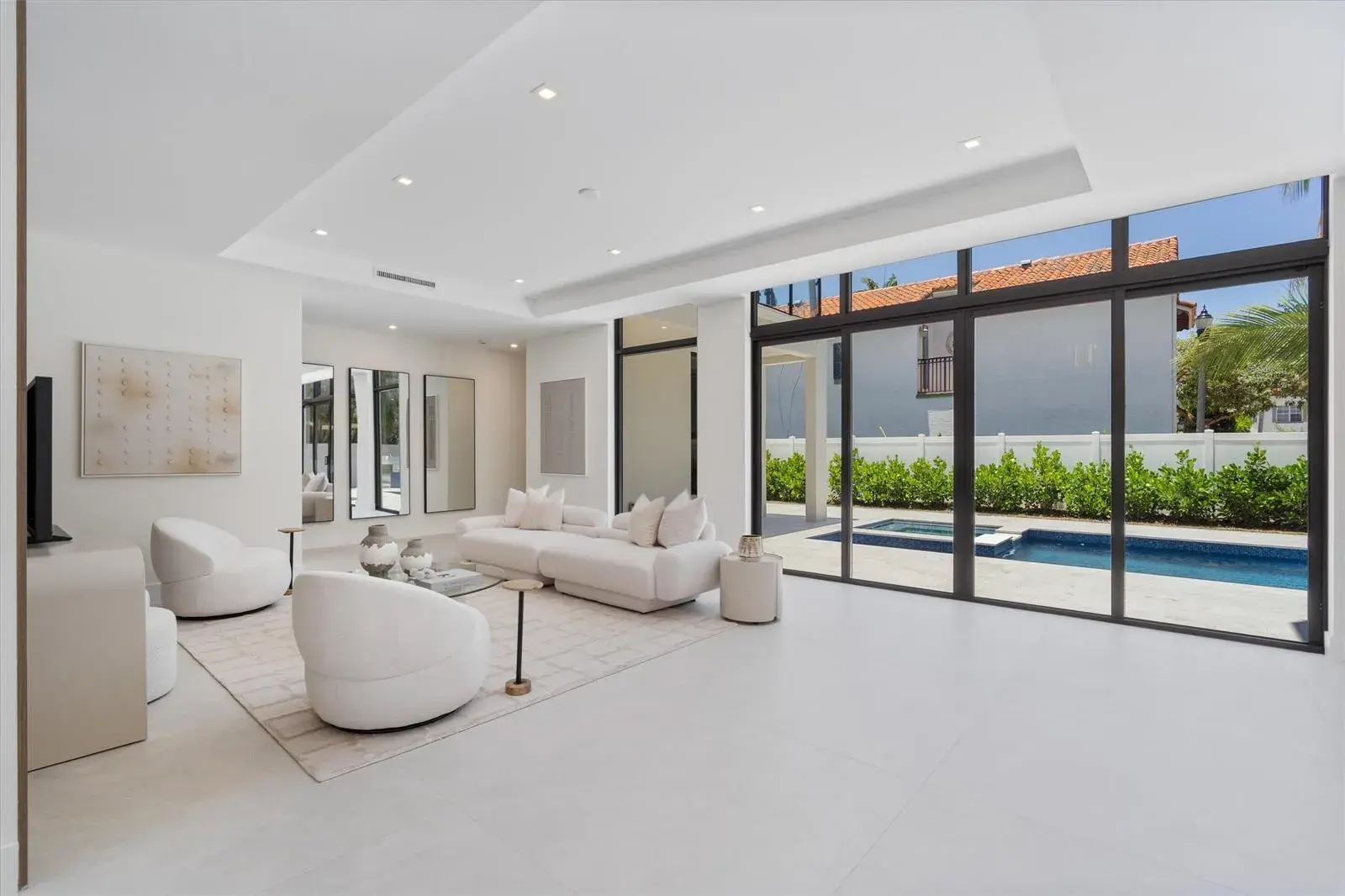 13 EASTVIEW Avenue, Delray Beach FL 33483
