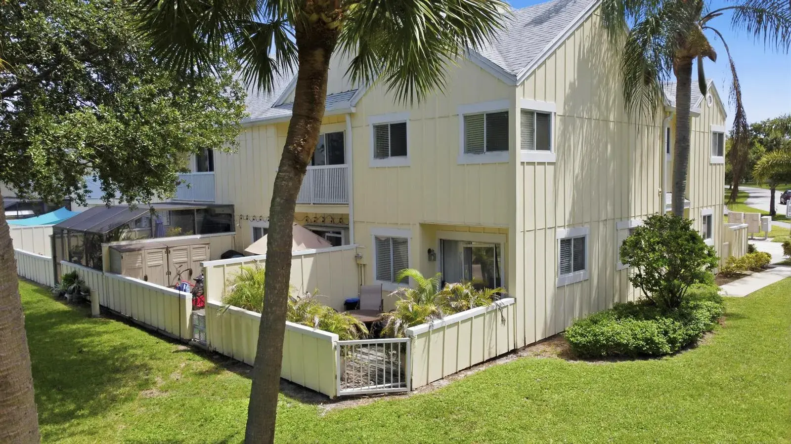 6263 RIVERWALK Lane # 1, Jupiter FL 33458