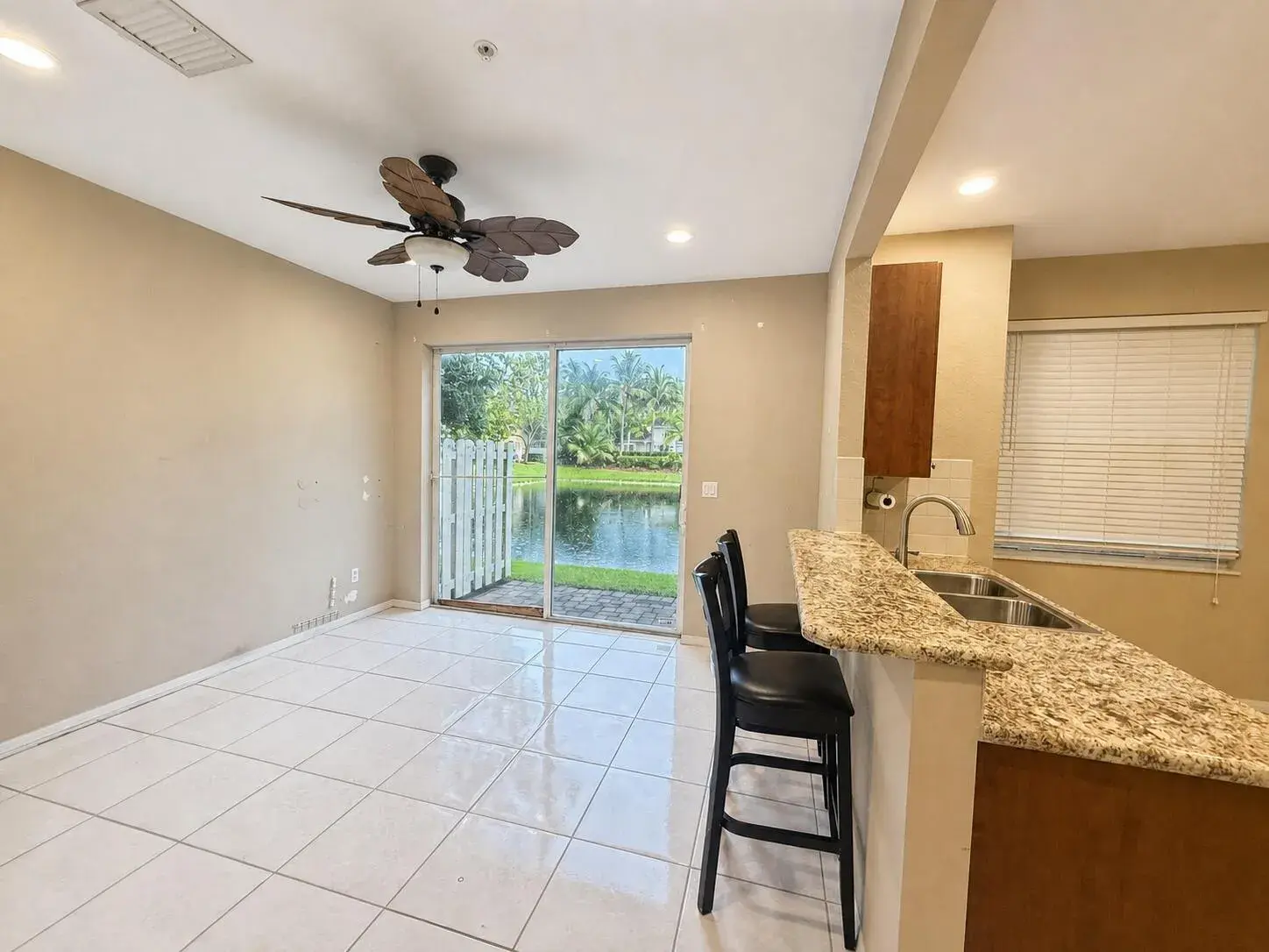 2851 W PROSPECT Road # 1209, Tamarac FL 33309