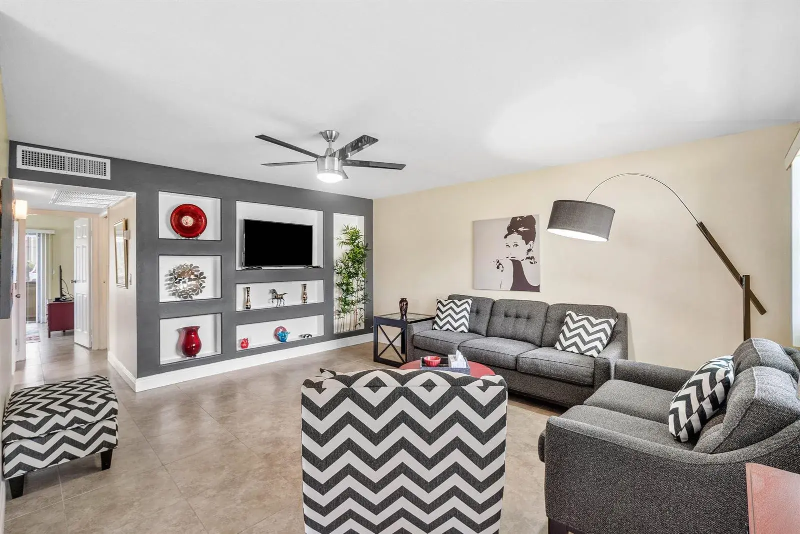 2 bedroom 2 bath Residential for sale at 737 FLANDERS P Drive, Delray Beach FL 33484
