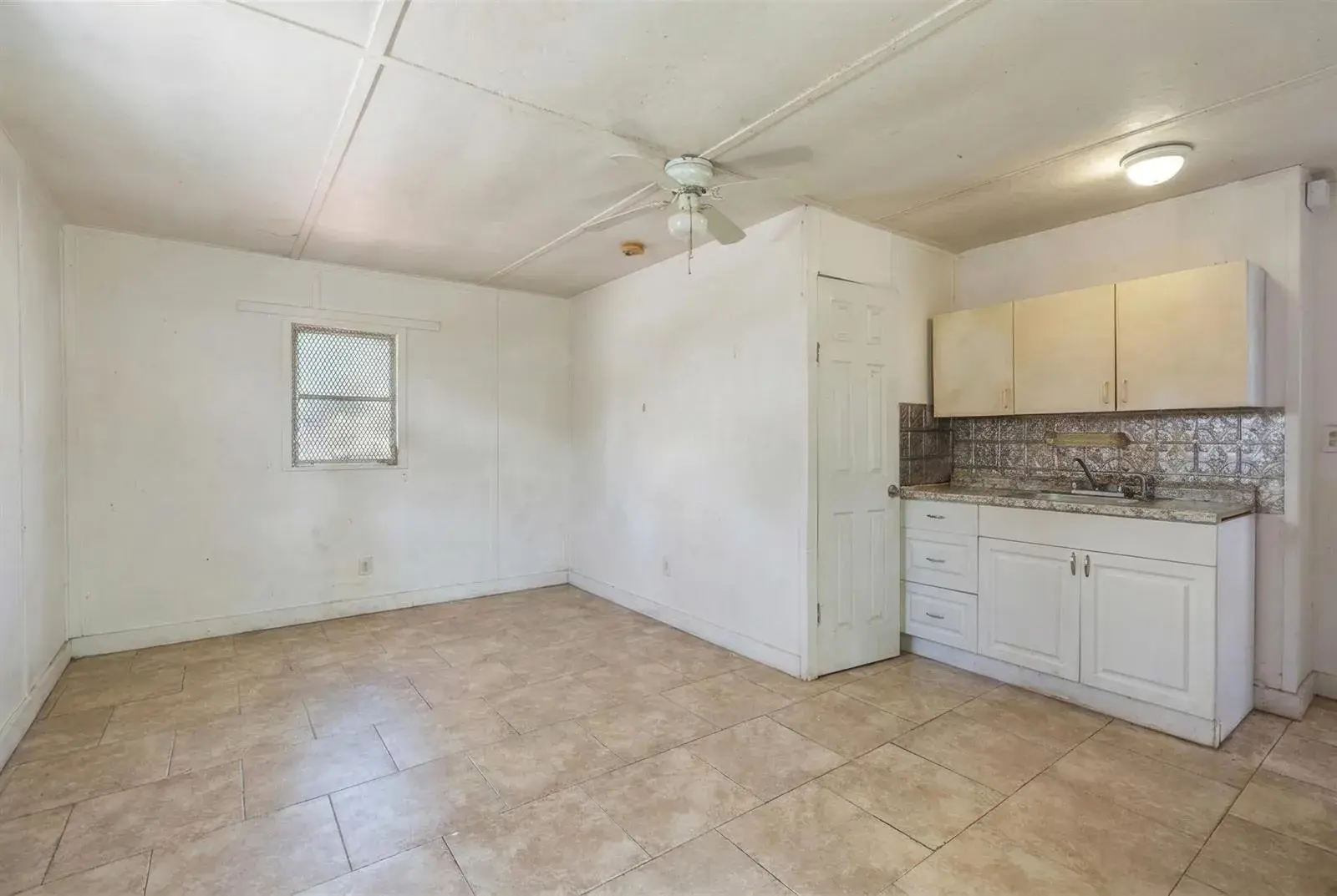 612 3rd Avenue S, FL 33460