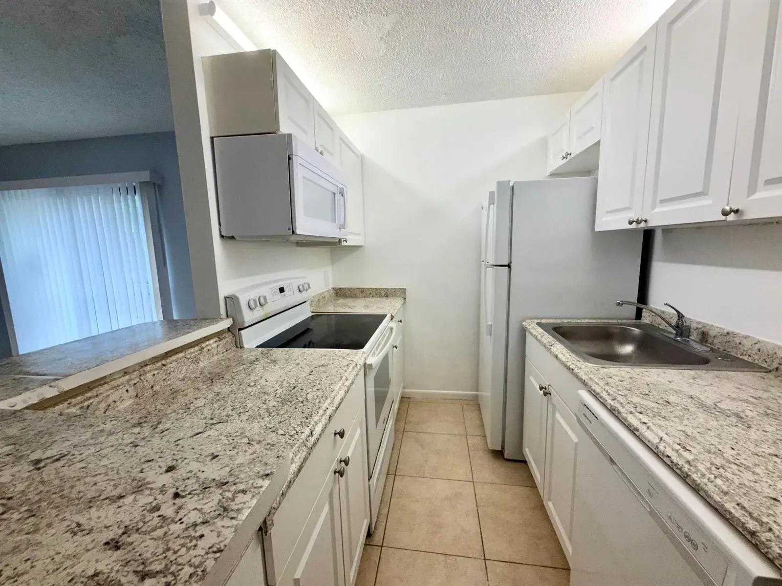 2 bedroom 1 bath Residential Lease for rent at 30 CROSSINGS Circle # A, Boynton Beach FL 33435