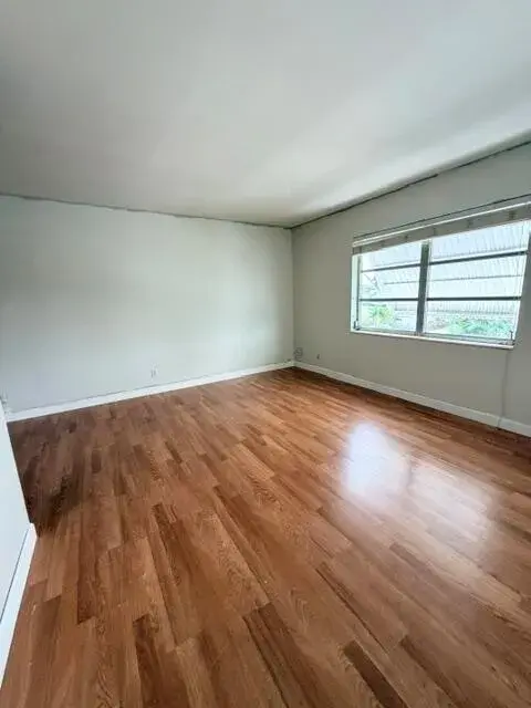 315 7th Avenue S # 6B, FL 33460