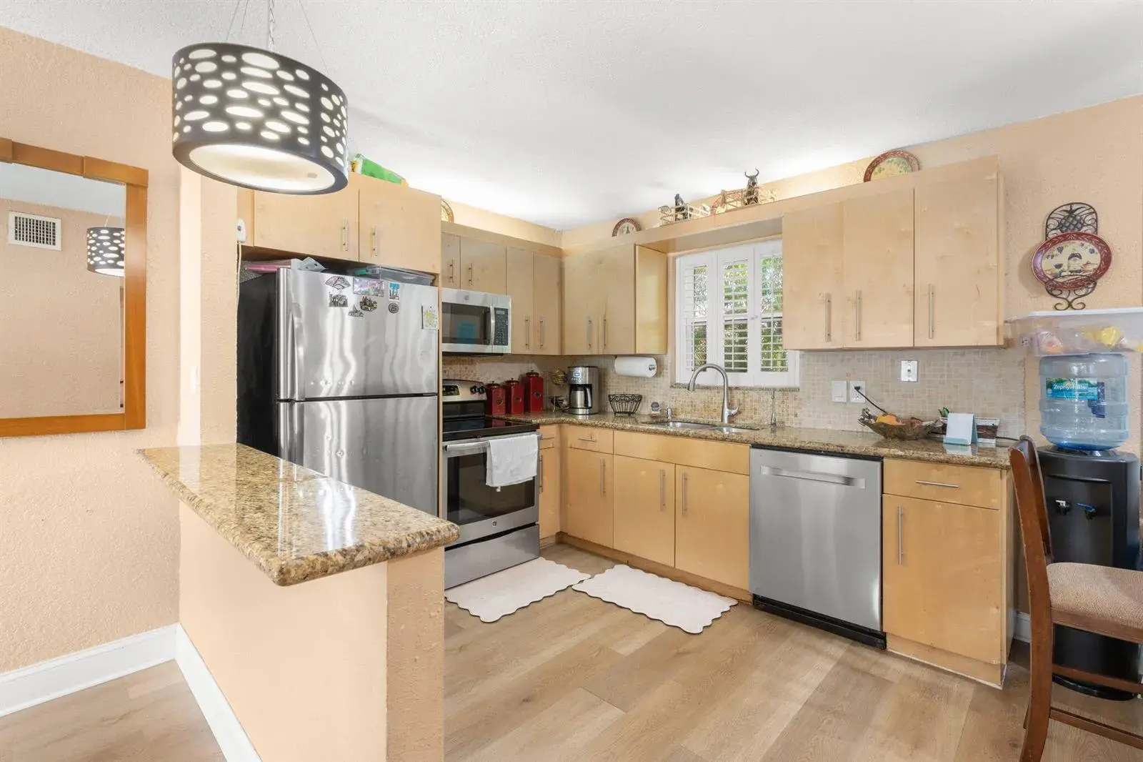 2221 FILLMORE Street # 2223, Hollywood FL 33020