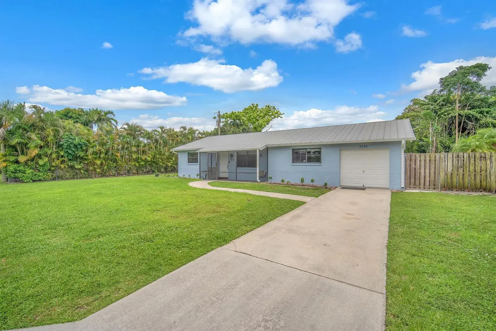 9240 HONEYWELL Road, Lake Worth FL 33467