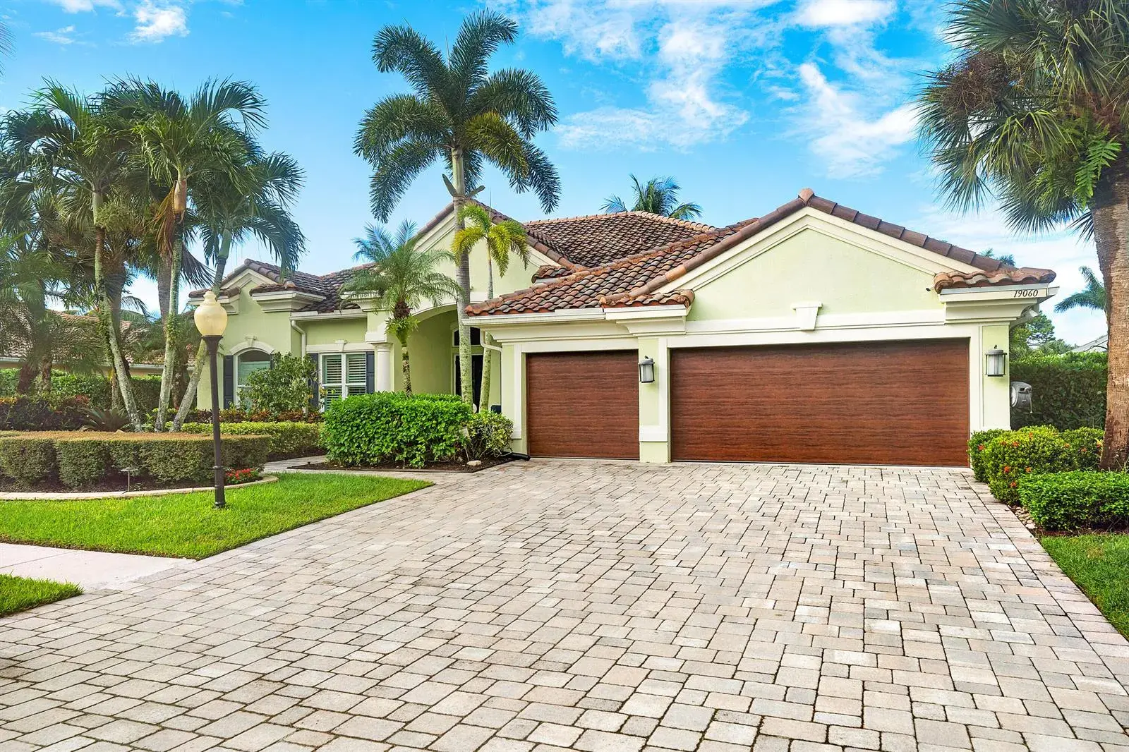 19060 SE KOKOMO Lane N, Jupiter FL 33458 photo 4