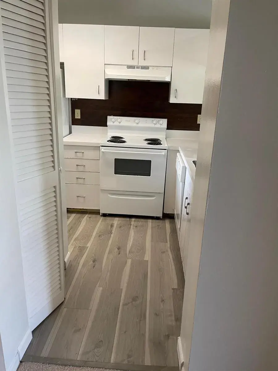 22303 Glenmoor Drive, West Palm Beach FL 33409 photo 5