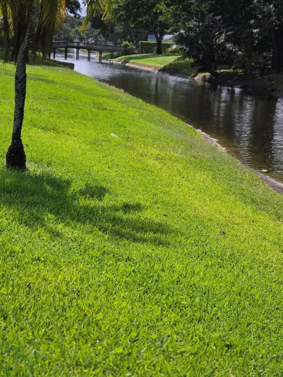 2 bedroom 2 bath Residential for sale at 10727 Ladypalm Lane # B, Boca Raton FL 33498