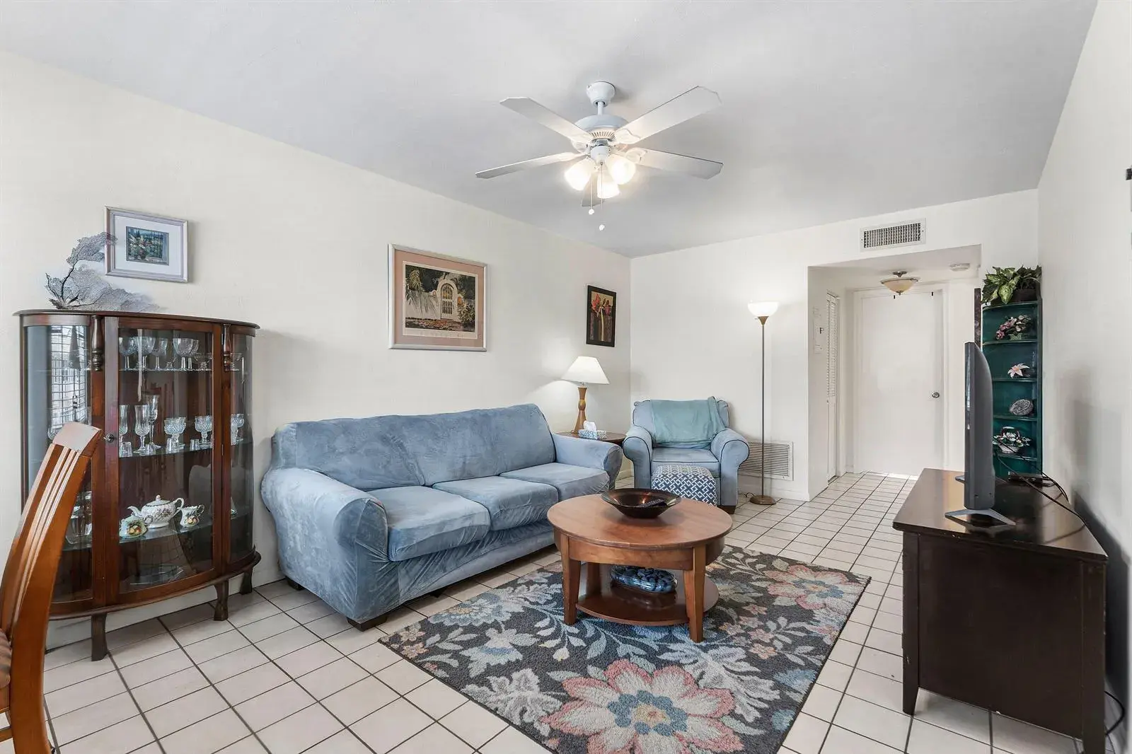3160 LAKE OSBORNE Drive Unit 206, FL 33461