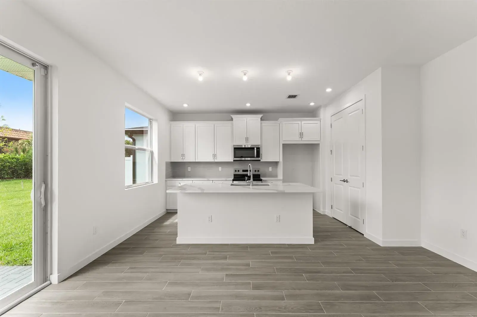 3 bedroom 2 bath Residential for sale at 7284 CLAUDELLE Street, Lake Worth FL 33467