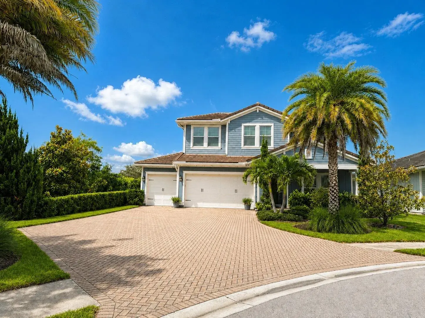 5 bedroom 4 bath Residential for sale at 1086 Ember Ridge Run, Loxahatchee FL 33470