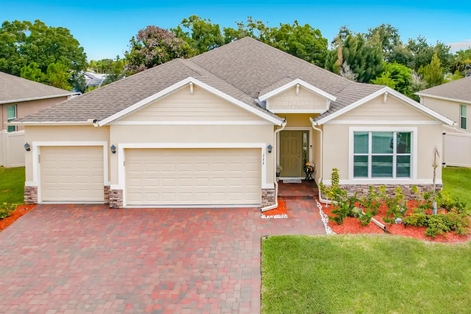 3 bedroom 3 bath Residential for sale at 111 52ND Square, Vero Beach FL 32968
