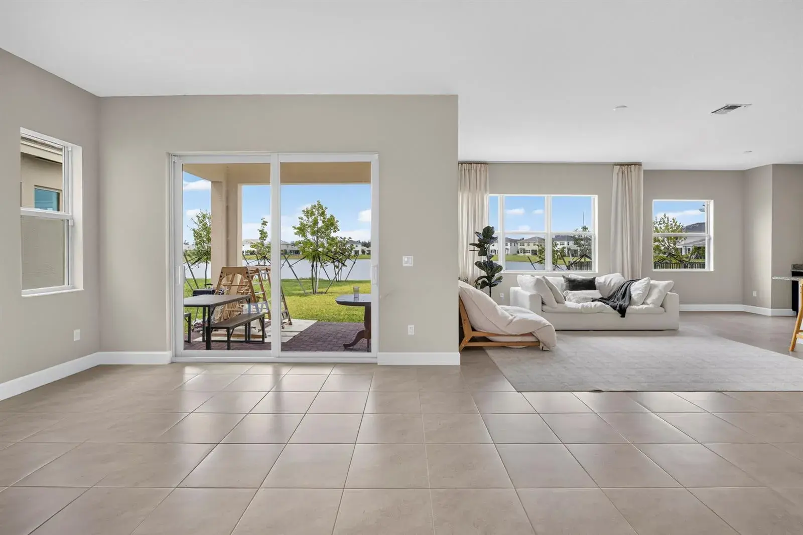 13802 PRICKLY CONE Cove, FL 33470