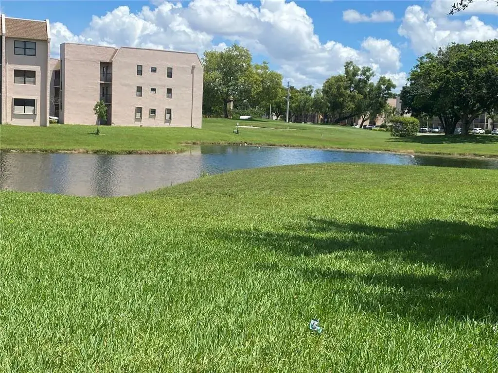 2793 NW 104th Avenue, Sunrise FL 33322