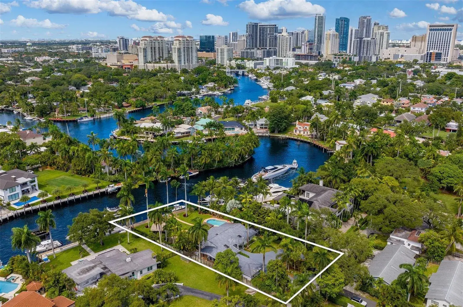 913 Coconut Drive, Fort Lauderdale FL 33315