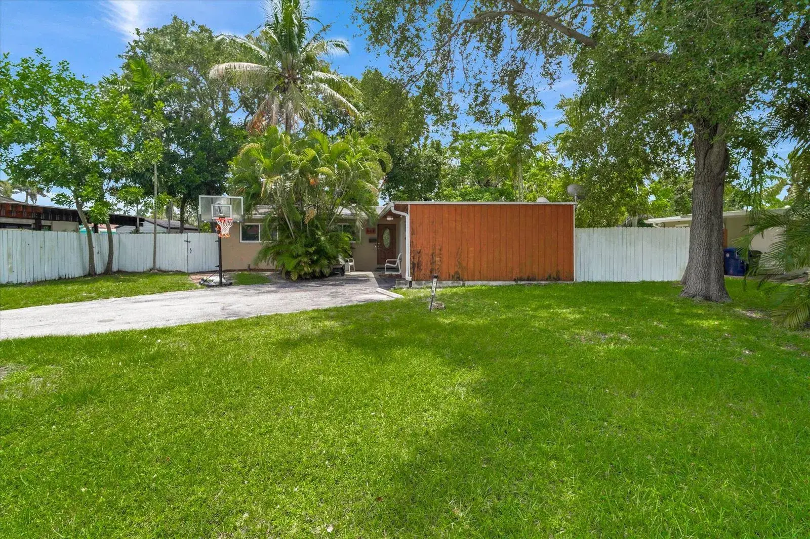 308 NW 27TH Street, Wilton Manors FL 33311