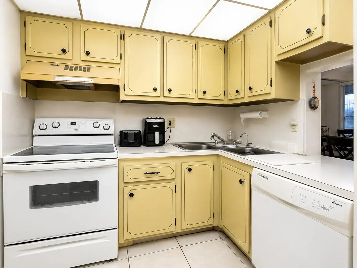 1 bedroom 1 bath Residential for sale at 6200 NW 62ND Street # 206, Tamarac FL 33319