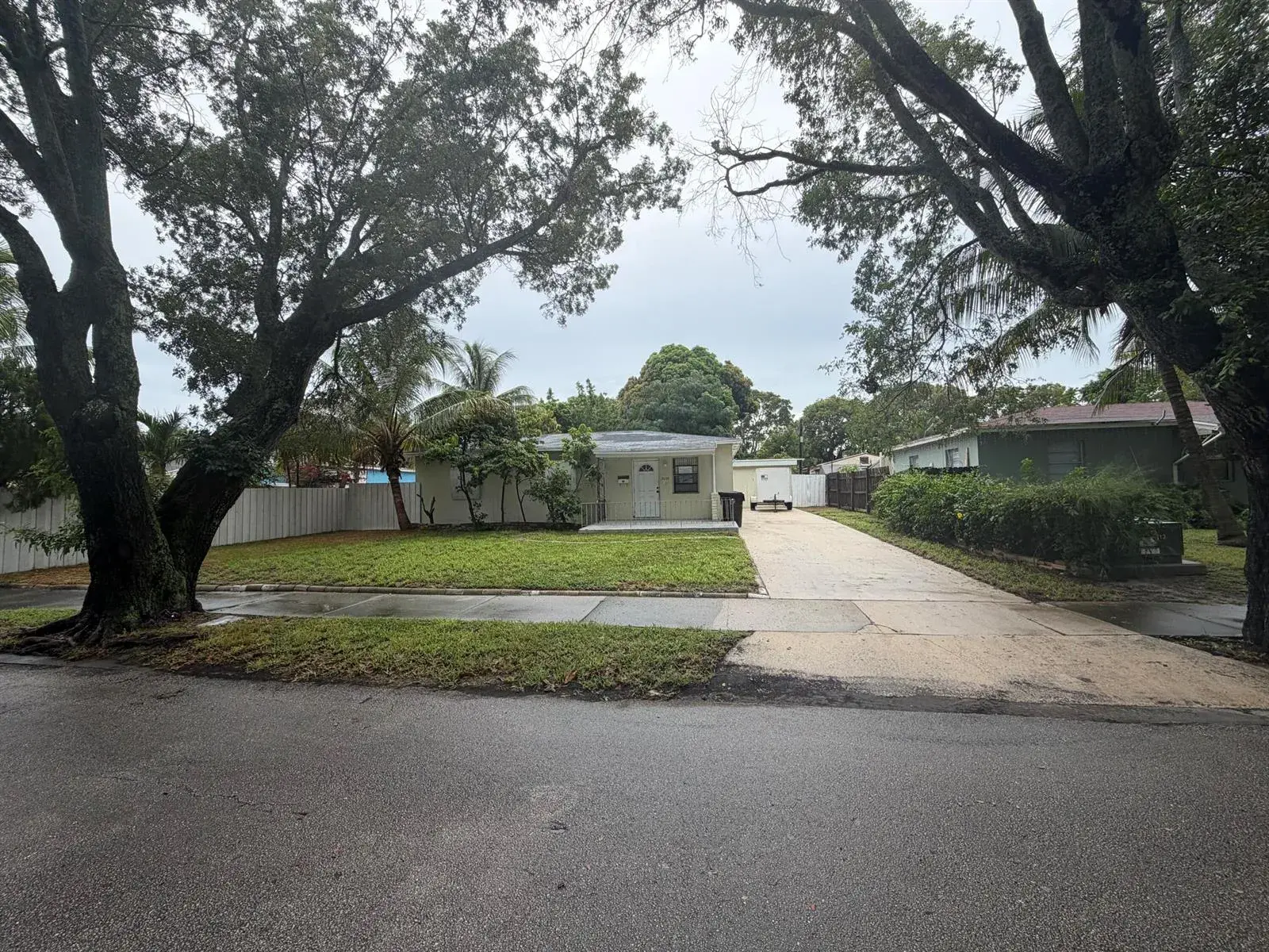 3033 Clyde Road, West Palm Beach FL 33405