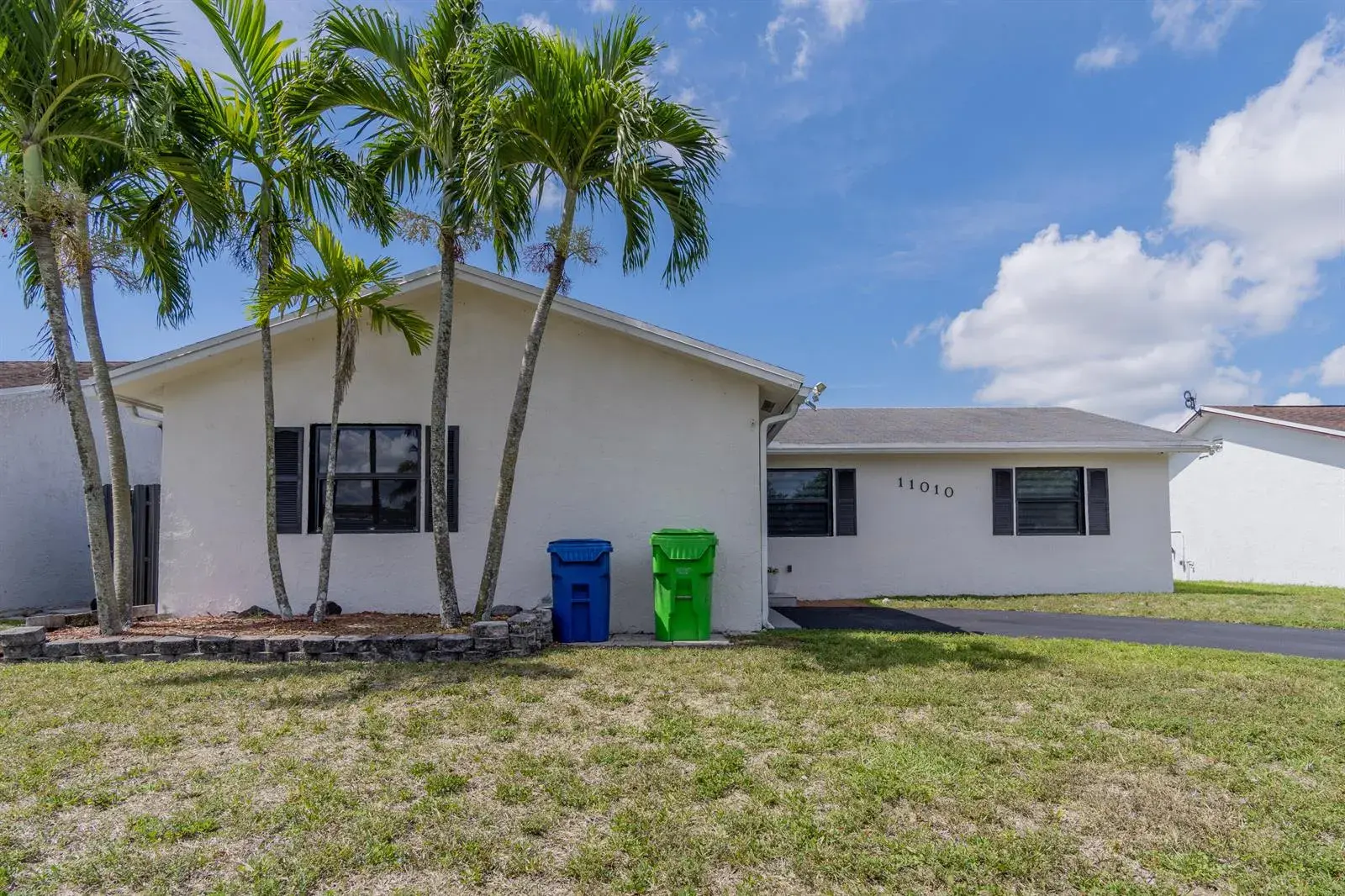 3 bedroom 2 bath Residential for sale at 11010 NW 24TH Court, Sunrise FL 33322